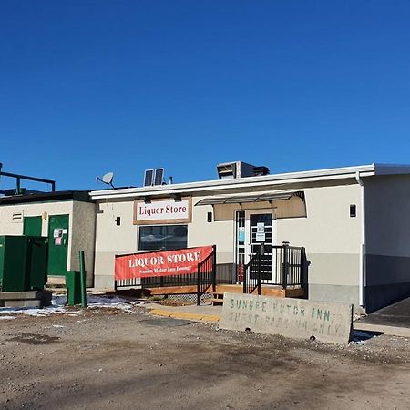 Sundre Motor Inn Exterior photo