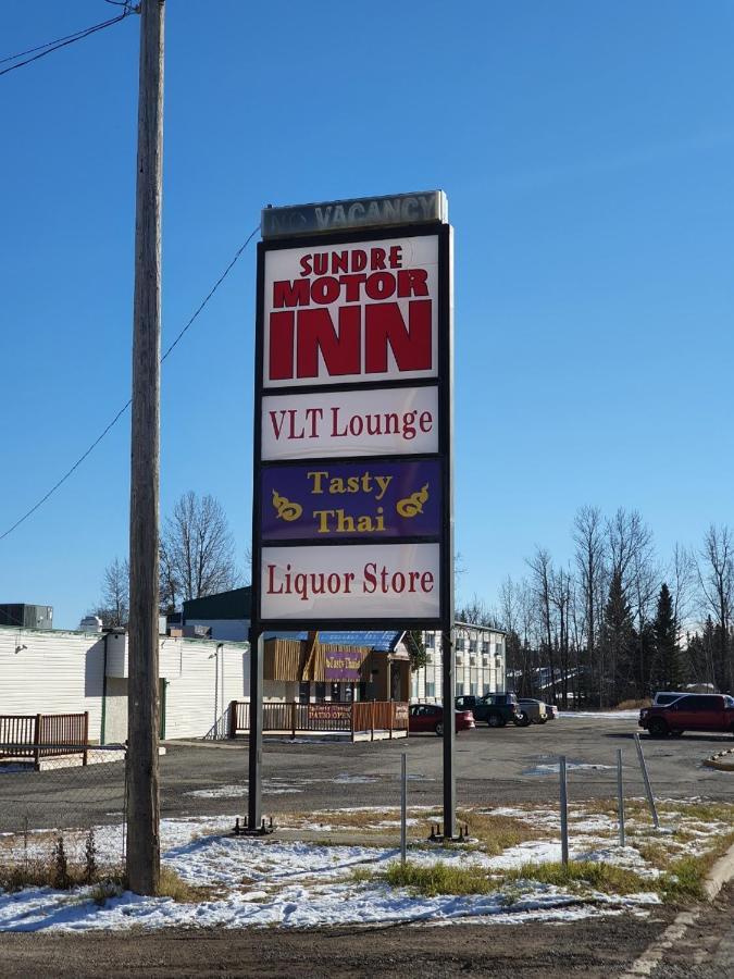 Sundre Motor Inn Exterior photo
